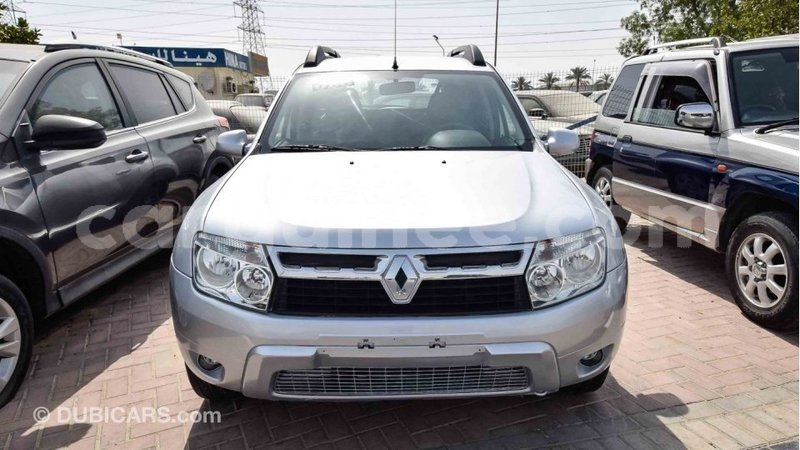 Big with watermark renault duster conakry import dubai 3751