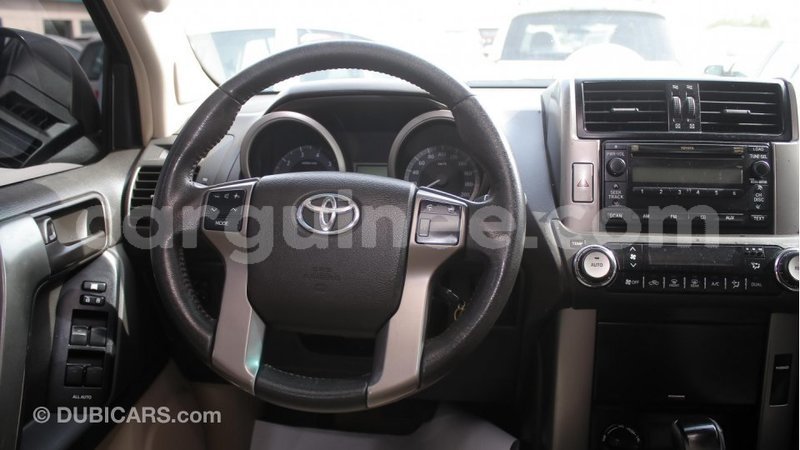 Big with watermark toyota prado conakry import dubai 3757