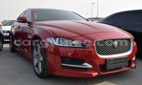 Acheter Import Voiture Jaguar XE Rouge à Import - Dubai, Conakry