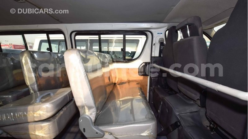 Big with watermark toyota hiace conakry import dubai 3764