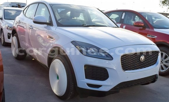 Acheter Import Voiture Jaguar E-Pace Blanc à Import - Dubai, Conakry