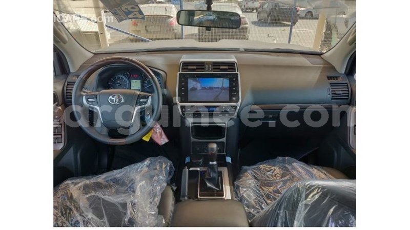 Big with watermark toyota prado conakry import dubai 3786