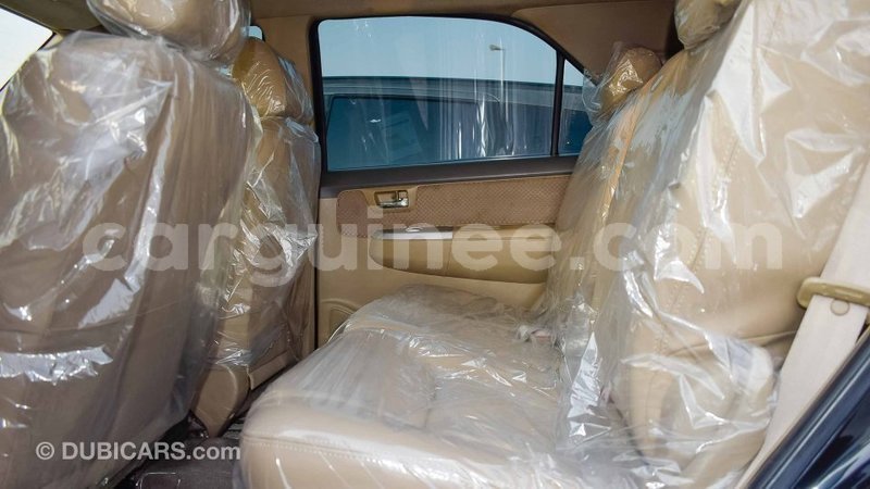 Big with watermark toyota fortuner conakry import dubai 3796