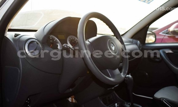 Buy Import Renault Duster White Car in Import - Dubai in Conakry Buy Import Renault Duster White Car in Import - Dubai in Conakry