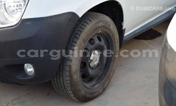 Buy Import Renault Duster White Car in Import - Dubai in Conakry Buy Import Renault Duster White Car in Import - Dubai in Conakry