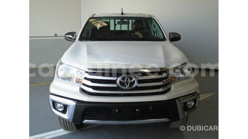 Big with watermark toyota hilux conakry import dubai 3806