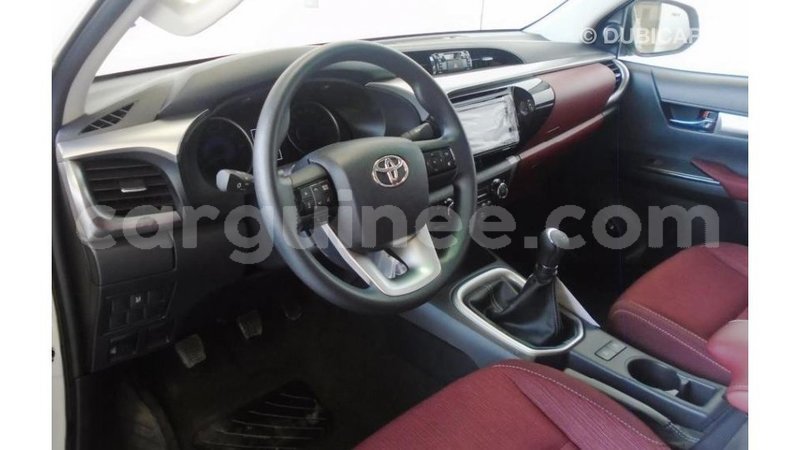 Big with watermark toyota hilux conakry import dubai 3806