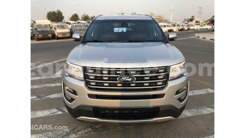Big with watermark ford explorer conakry import dubai 3814