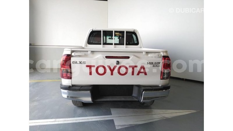 Big with watermark toyota hilux conakry import dubai 3816