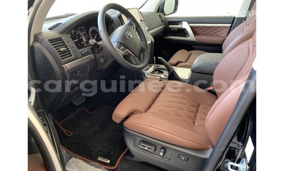 Buy Import Toyota Land Cruiser Black Car in Import - Dubai in Conakry Buy Import Toyota Land Cruiser Black Car in Import - Dubai in Conakry
