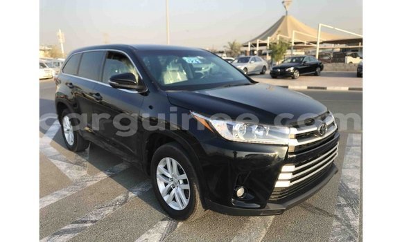 Acheter Import Voiture Toyota Highlander Noir à Import - Dubai, Conakry Acheter Import Voiture Toyota Highlander Noir à Import - Dubai, Conakry