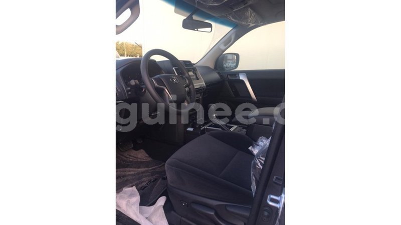 Big with watermark toyota prado conakry import dubai 3831