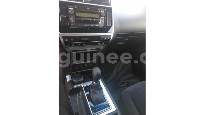 Big with watermark toyota prado conakry import dubai 3831