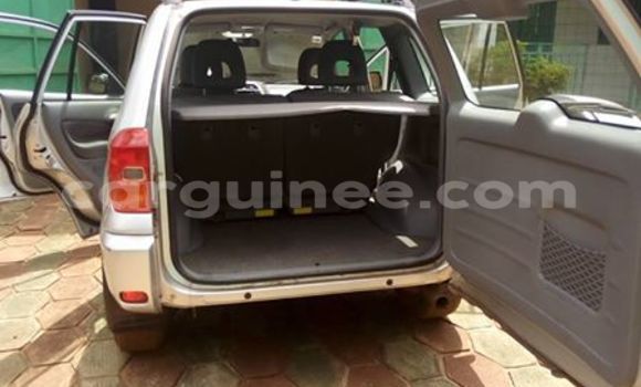 Buy Used Toyota RAV4 Silver Car in Kaloum in Conakry Buy Used Toyota RAV4 Silver Car in Kaloum in Conakry