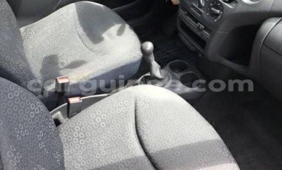 Buy Used Toyota Yaris Green Car in Kaloum in Conakry Buy Used Toyota Yaris Green Car in Kaloum in Conakry