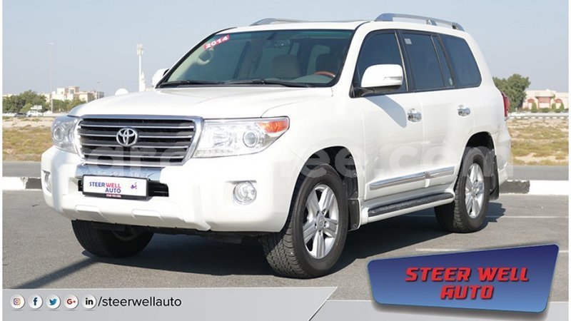 Big with watermark toyota land cruiser conakry import dubai 3853