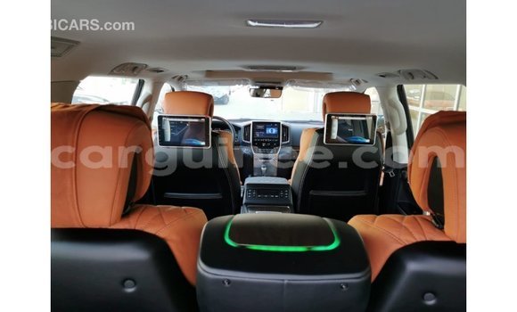 Buy Import Toyota Land Cruiser Black Car in Import - Dubai in Conakry Buy Import Toyota Land Cruiser Black Car in Import - Dubai in Conakry