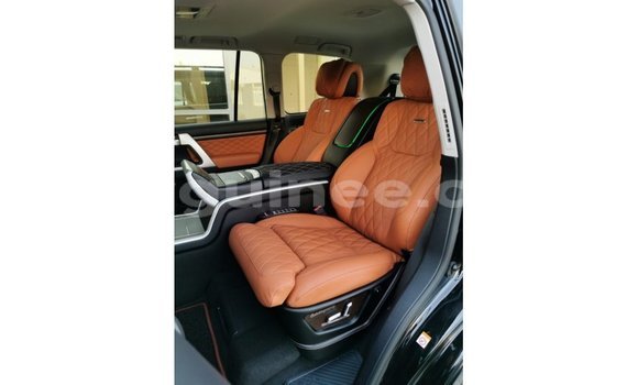 Buy Import Toyota Land Cruiser Black Car in Import - Dubai in Conakry Buy Import Toyota Land Cruiser Black Car in Import - Dubai in Conakry