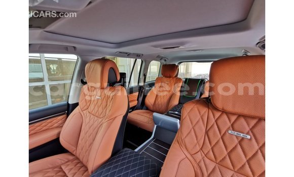 Buy Import Toyota Land Cruiser Black Car in Import - Dubai in Conakry Buy Import Toyota Land Cruiser Black Car in Import - Dubai in Conakry