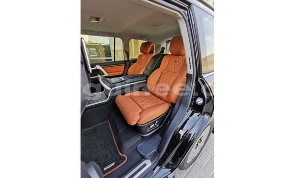 Buy Import Toyota Land Cruiser Black Car in Import - Dubai in Conakry Buy Import Toyota Land Cruiser Black Car in Import - Dubai in Conakry