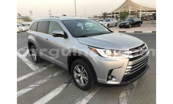 Acheter Import Voiture Toyota Highlander Autre à Import - Dubai, Conakry Acheter Import Voiture Toyota Highlander Autre à Import - Dubai, Conakry