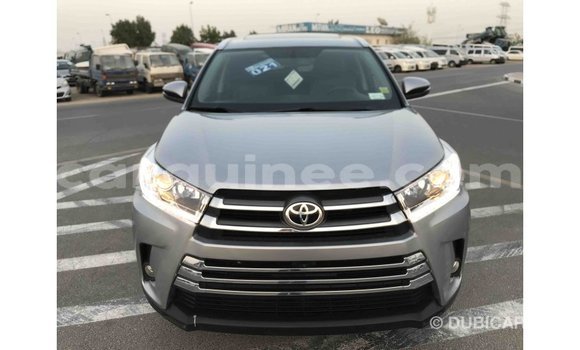 Acheter Import Voiture Toyota Highlander Autre à Import - Dubai, Conakry Acheter Import Voiture Toyota Highlander Autre à Import - Dubai, Conakry
