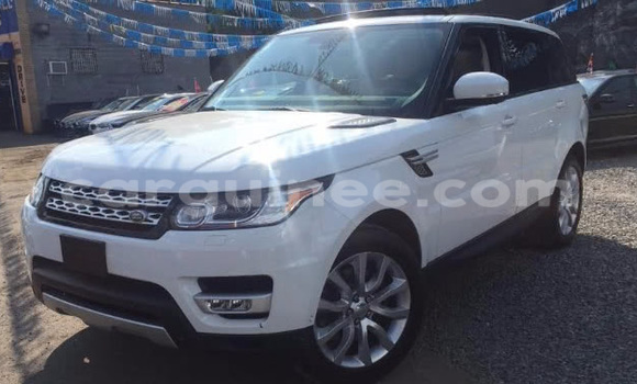 Acheter Occasion Voiture Land Rover Range Rover Blanc à Kaloum, Conakry