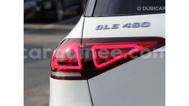 Big with watermark mercedes benz gle conakry import dubai 3871