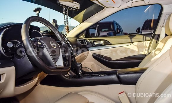 Buy Import Nissan Maxima White Car in Import - Dubai in Conakry Buy Import Nissan Maxima White Car in Import - Dubai in Conakry