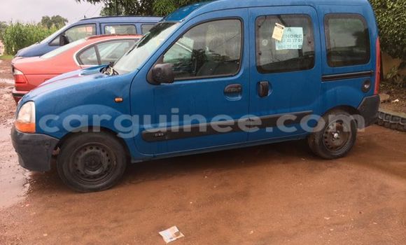 Acheter Occasion Voiture Renault Kangoo Bleu à Kaloum au Conakry Acheter Occasion Voiture Renault Kangoo Bleu à Kaloum au Conakry