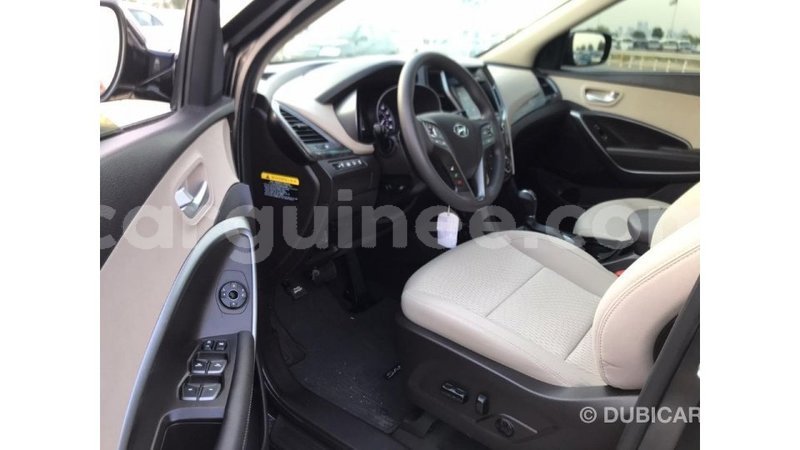 Big with watermark hyundai santa fe conakry import dubai 3886