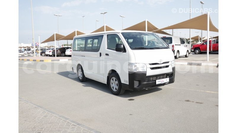 Big with watermark toyota hiace conakry import dubai 3890