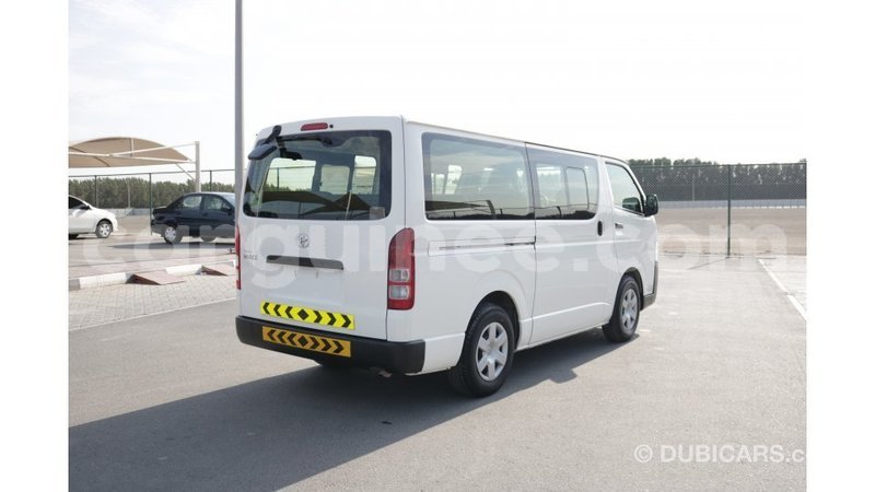 Big with watermark toyota hiace conakry import dubai 3890