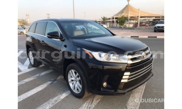 Acheter Import Voiture Toyota Highlander Noir à Import - Dubai, Conakry Acheter Import Voiture Toyota Highlander Noir à Import - Dubai, Conakry