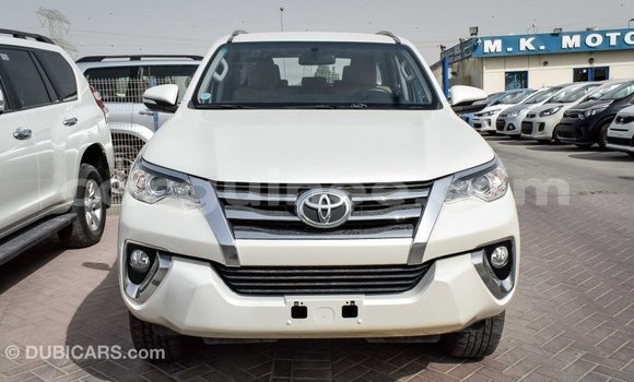 Buy Import Toyota Fortuner White Car in Import - Dubai in Conakry Buy Import Toyota Fortuner White Car in Import - Dubai in Conakry