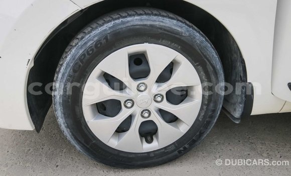 Buy Import Hyundai i10 White Car in Import - Dubai in Conakry Buy Import Hyundai i10 White Car in Import - Dubai in Conakry