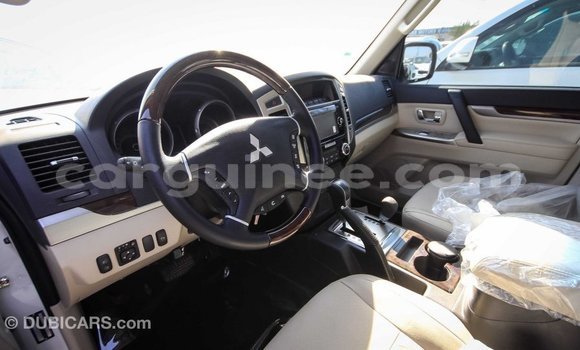 Buy Import Mitsubishi Pajero White Car in Import - Dubai in Conakry Buy Import Mitsubishi Pajero White Car in Import - Dubai in Conakry