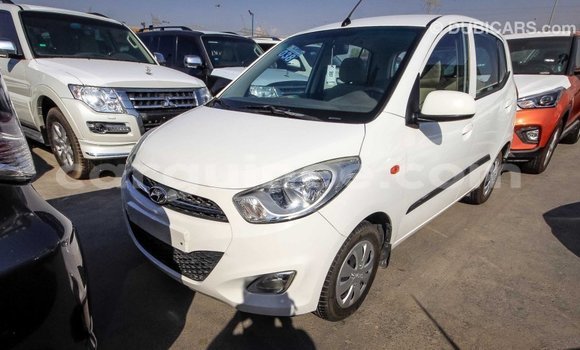 Buy Import Hyundai i10 White Car in Import - Dubai in Conakry Buy Import Hyundai i10 White Car in Import - Dubai in Conakry