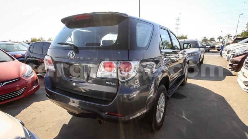 Big with watermark toyota fortuner conakry import dubai 3937