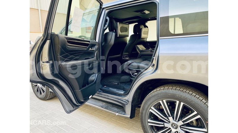 Big with watermark lexus lx conakry import dubai 3939