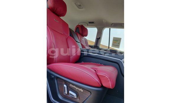 Buy Import Toyota Land Cruiser Black Car in Import - Dubai in Conakry Buy Import Toyota Land Cruiser Black Car in Import - Dubai in Conakry