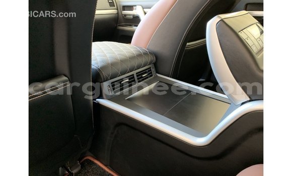 Acheter Import Voiture Toyota Land Cruiser Noir à Import - Dubai, Conakry Acheter Import Voiture Toyota Land Cruiser Noir à Import - Dubai, Conakry