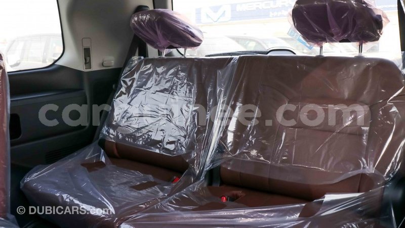 Big with watermark toyota land cruiser conakry import dubai 3967
