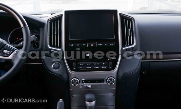 Buy Import Toyota Land Cruiser Black Car in Import - Dubai in Conakry Buy Import Toyota Land Cruiser Black Car in Import - Dubai in Conakry