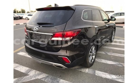 Acheter Import Voiture Hyundai Santa Fe Noir à Import - Dubai, Conakry Acheter Import Voiture Hyundai Santa Fe Noir à Import - Dubai, Conakry