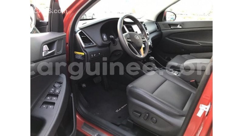 Big with watermark hyundai tucson conakry import dubai 3989