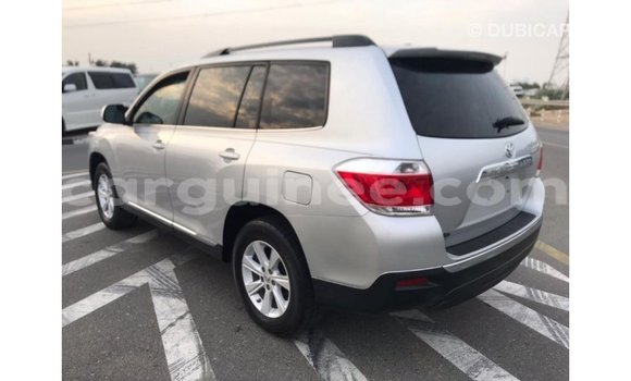 Acheter Import Voiture Toyota Highlander Autre à Import - Dubai, Conakry Acheter Import Voiture Toyota Highlander Autre à Import - Dubai, Conakry