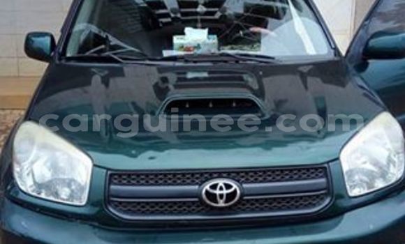 Acheter Occasion Voiture Toyota RAV4 Vert à Kaloum au Conakry Acheter Occasion Voiture Toyota RAV4 Vert à Kaloum au Conakry