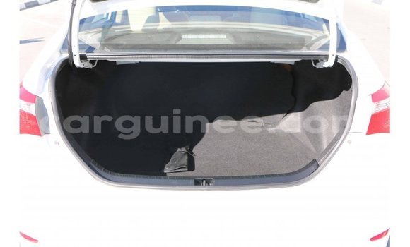Buy Import Toyota Corolla White Car in Import - Dubai in Conakry Buy Import Toyota Corolla White Car in Import - Dubai in Conakry
