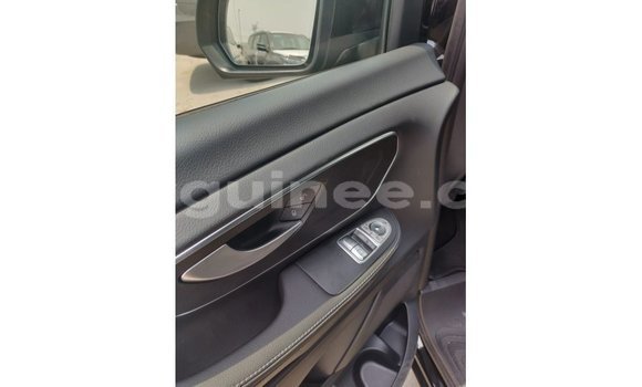 Buy Import Mercedes-Benz 250 Black Car in Import - Dubai in Conakry Buy Import Mercedes-Benz 250 Black Car in Import - Dubai in Conakry